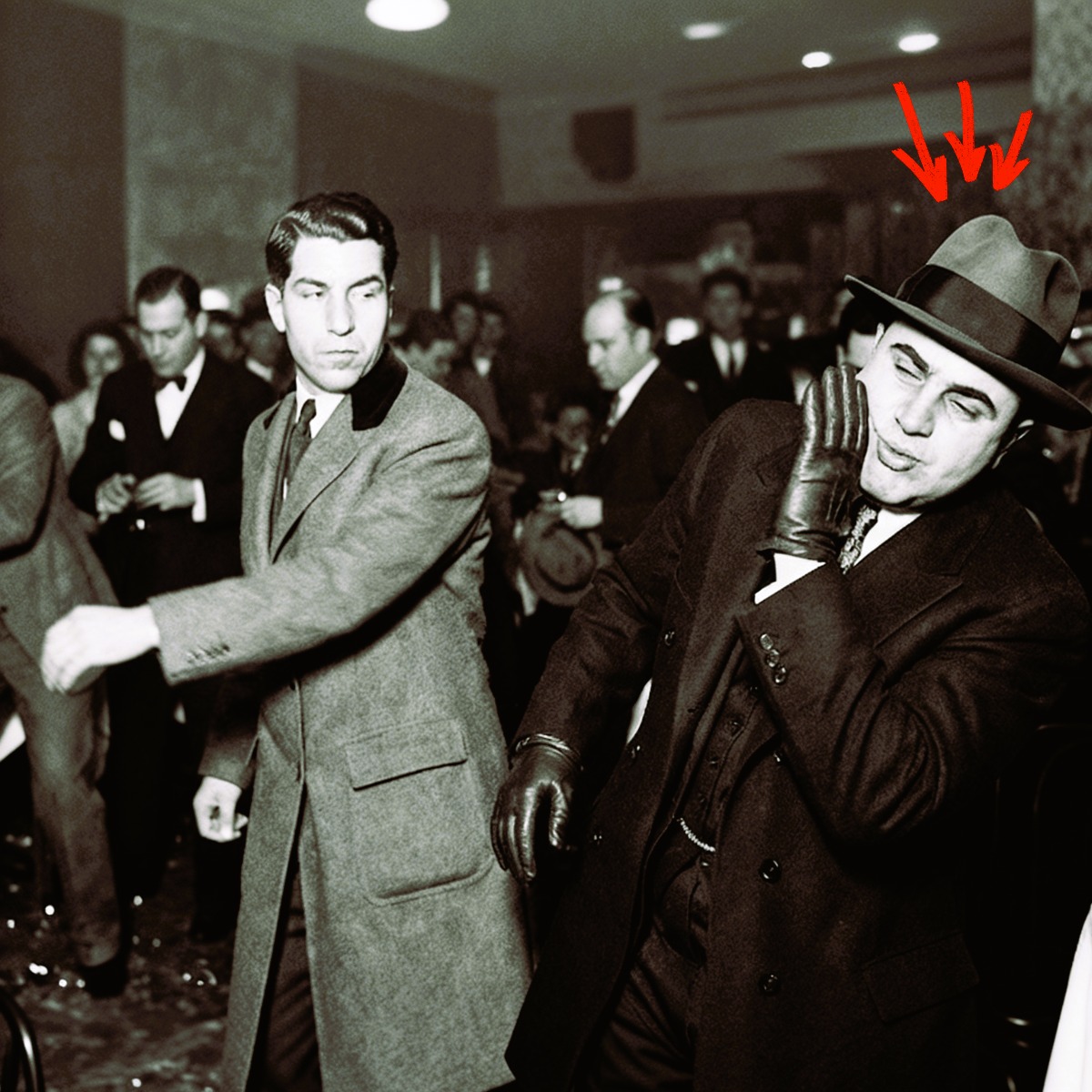 THE DAY AN UNARMED MAN SLAPPED AL CAPONE IN FRONT OF HIS ARMY… AND GAVE HIM AN ORDER